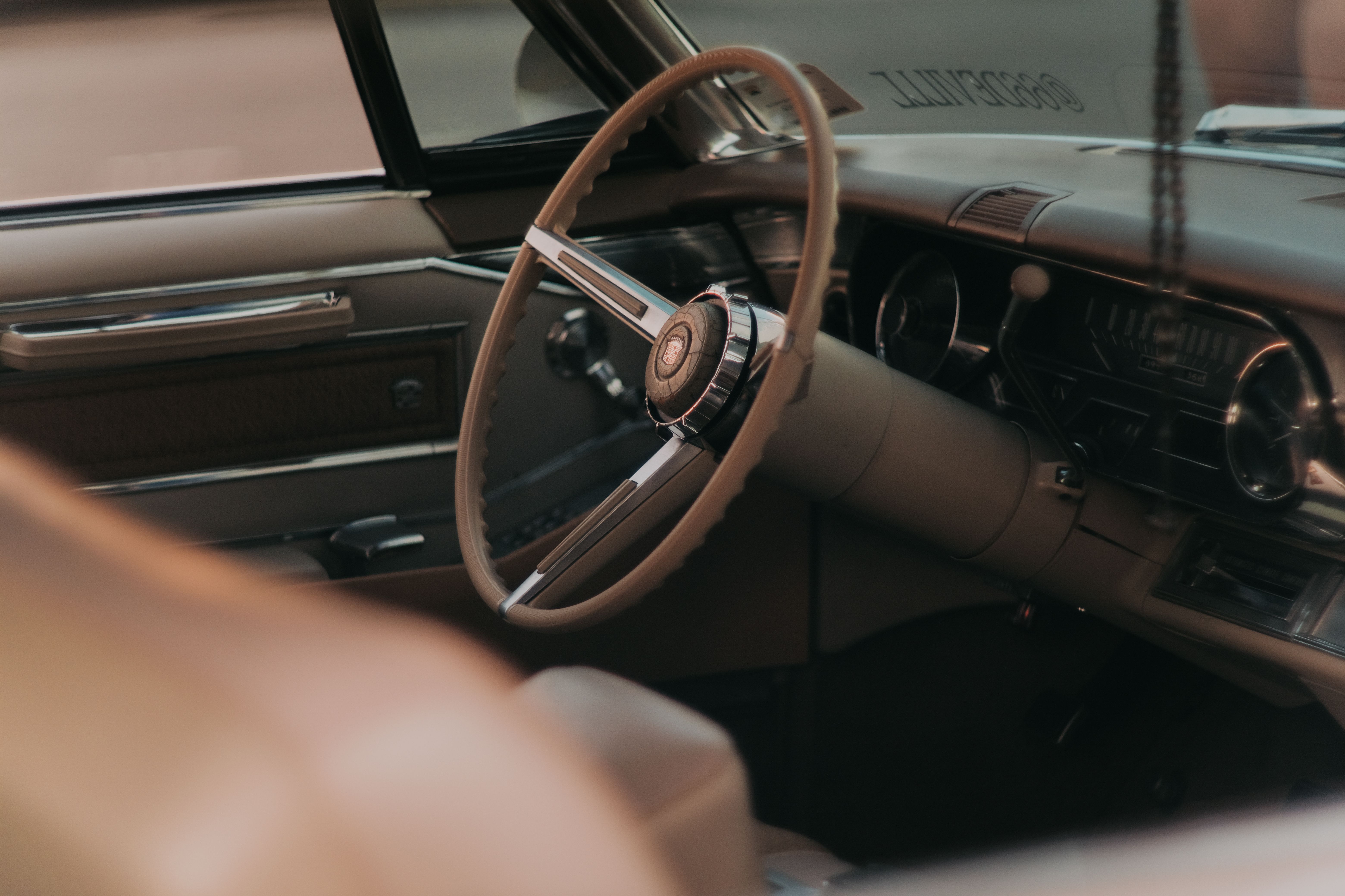 Executive Chauffeur Vehicle - Praise Cars