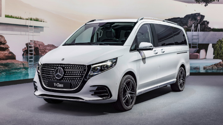 Silver Vito Tourer - Executive People Carrier